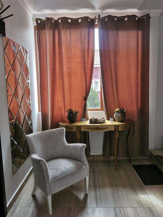 Nevis Fundeni Bucarest